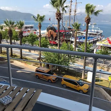 Modern Near Beach In Apartman
